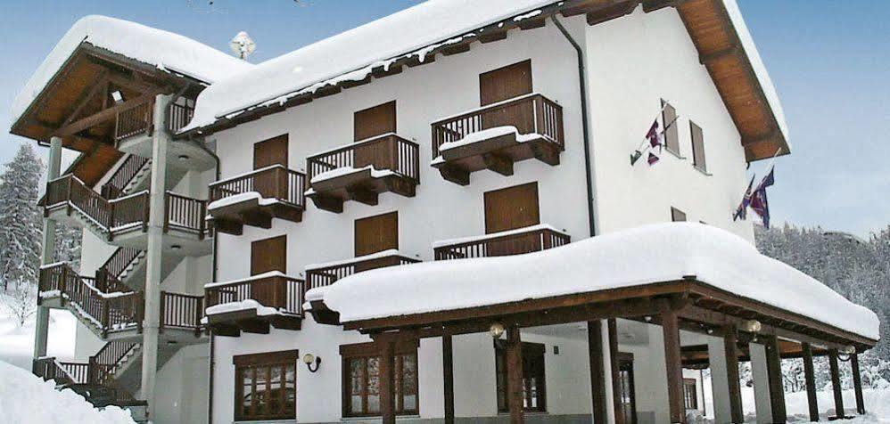 Park Hotel Gran Bosco Sauze D'Oulx Exterior photo